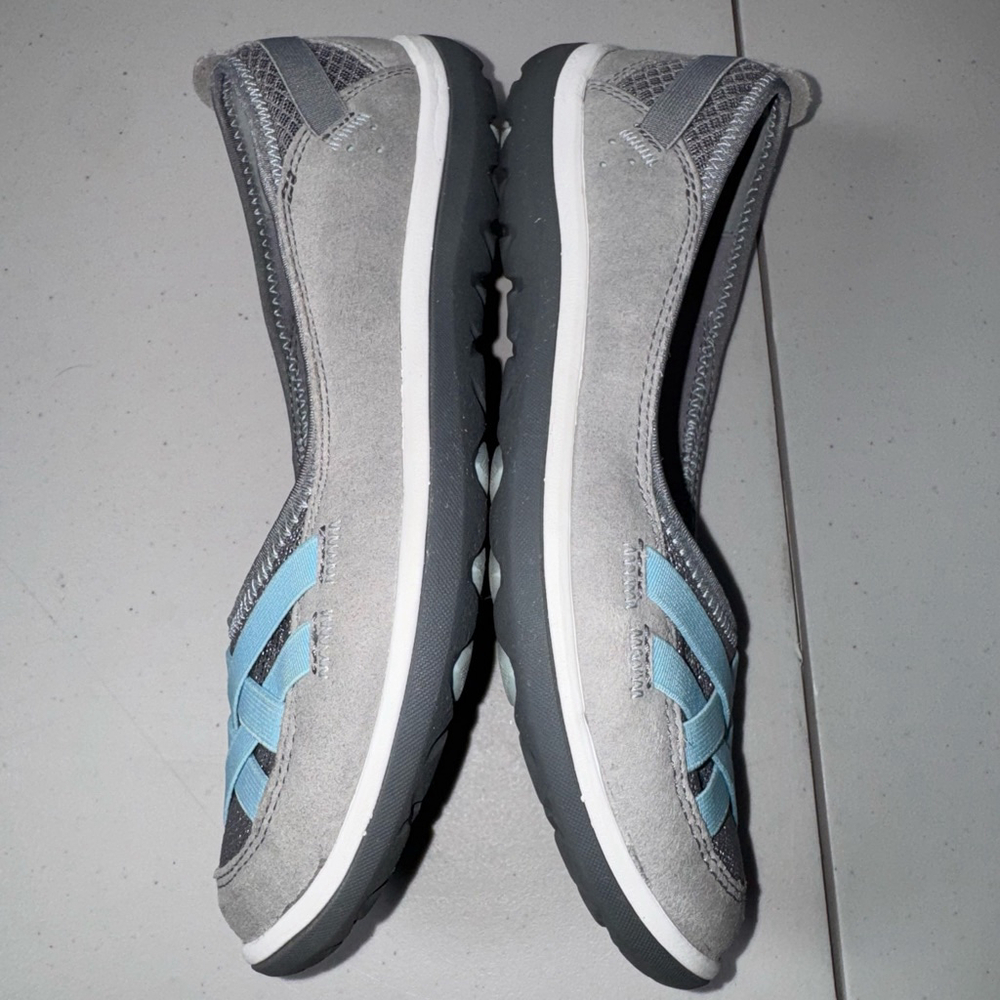 Women's Clarks Aria Pump Outdoor SlipOn Flat Shoes Size 8 Medium Blue Gray - Picture 6 of 9